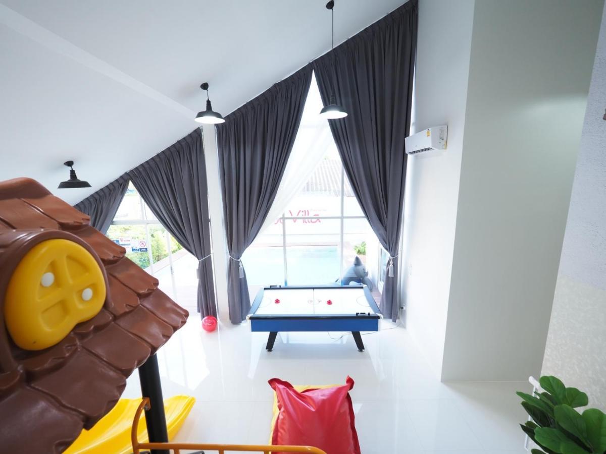 Pool Villa 3 Bedroom 10 Persons 5-Min To Tiger Zoo - Njoy Pool Villa Si Racha Exterior photo